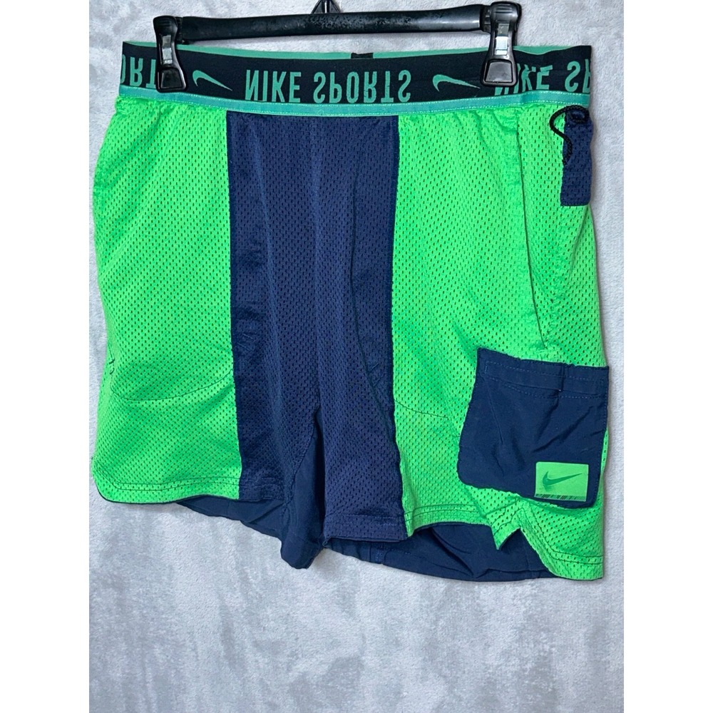 NIKE NSW REVERSIBLE LOOSE FIT TRAINING SHORTS NAVY GREEN SIZE s